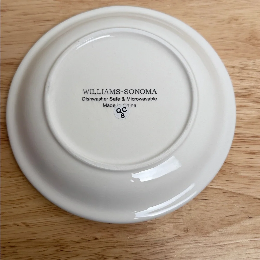 Williams Sonoma | Snowman (set of 6) Dessert Plates - Festive Red 2006
